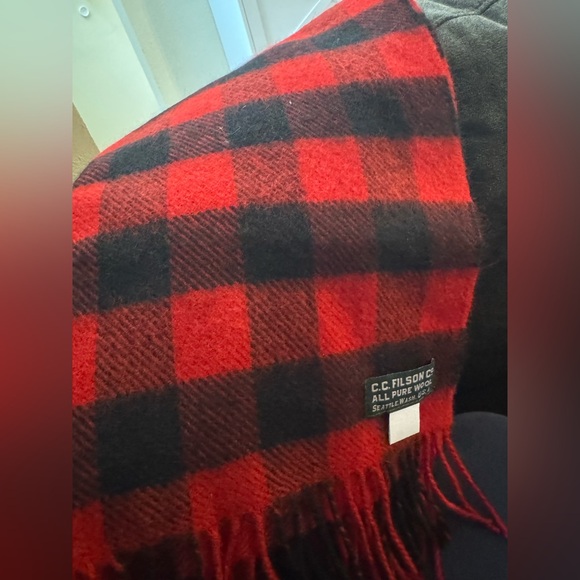 Filson Wool Scarf - Picture 2 of 5